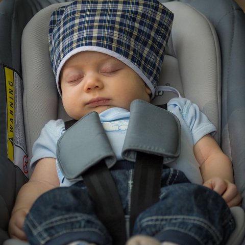 Baby car seat with hood